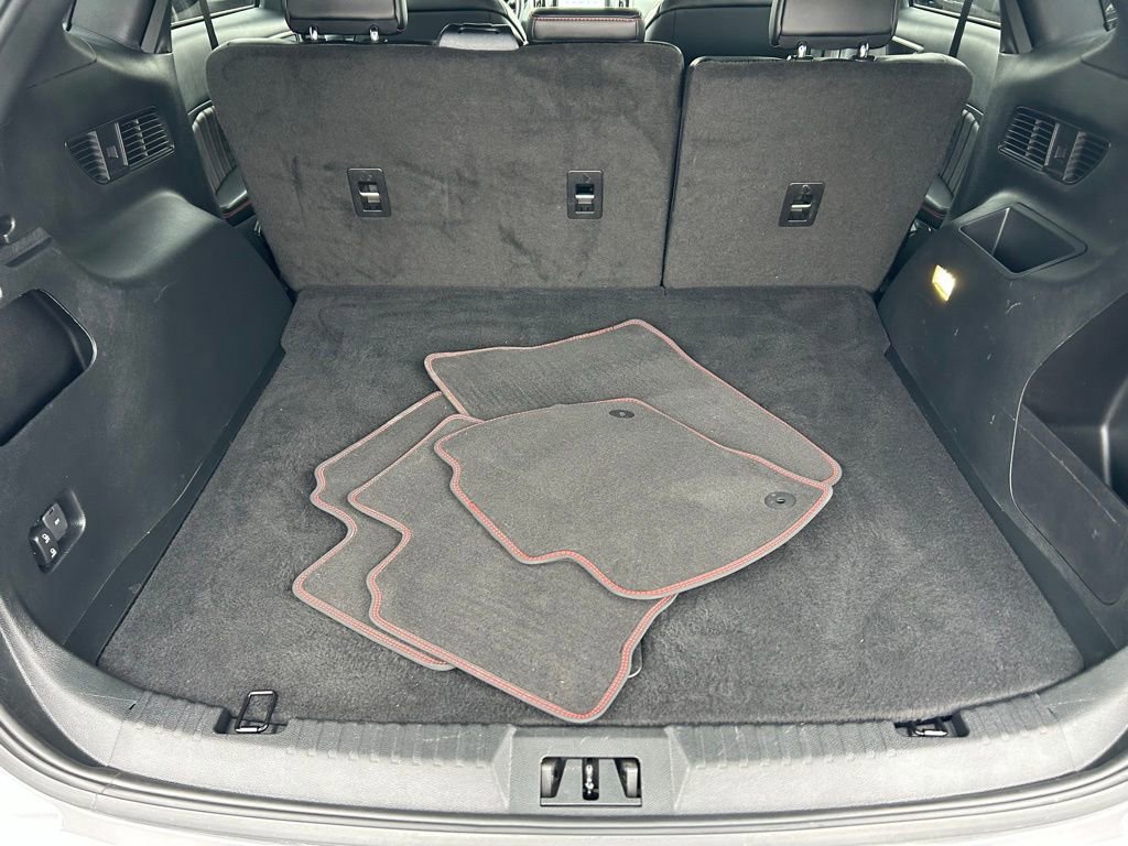 Certified 2023 Ford Edge ST-Line image 11