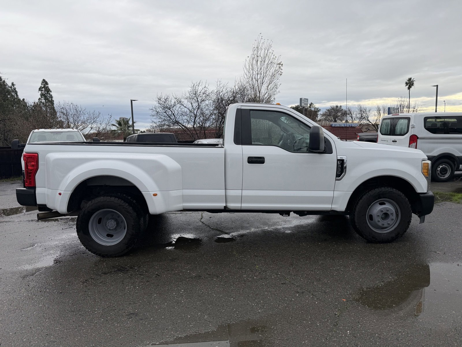 Certified 2017 Ford F350 XL image 6