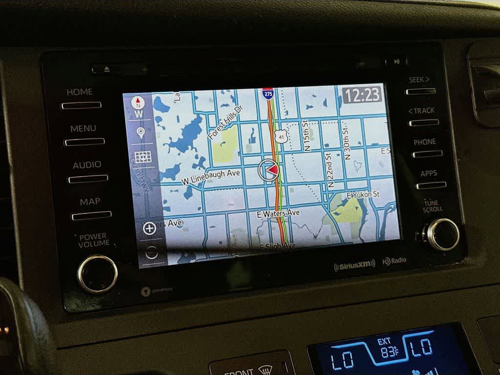 Used 2020 Toyota Sienna XLE w/ XLE Navigation Package FWD image 25
