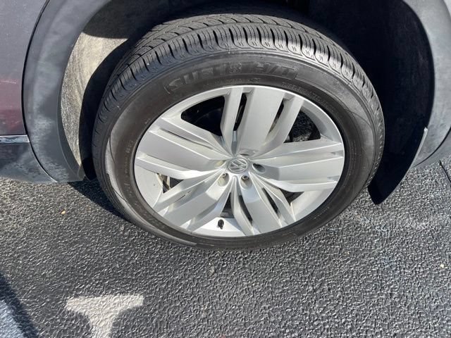 Used 2019 Volkswagen Atlas SEL Premium AWD/4WD image 4