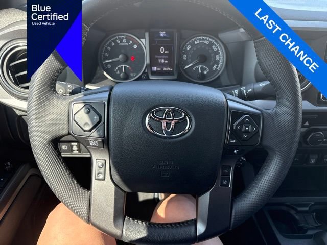 Used 2023 Toyota Tacoma TRD Off-Road w/ Technology Package AWD/4WD image 30