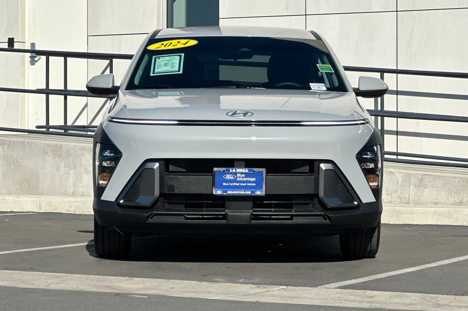 Used 2024 Hyundai Kona SE image 8