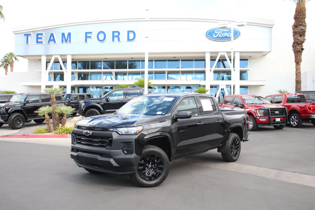 Used 2026 Chevrolet Colorado W/T w/ WT Custom Package RWD image 2