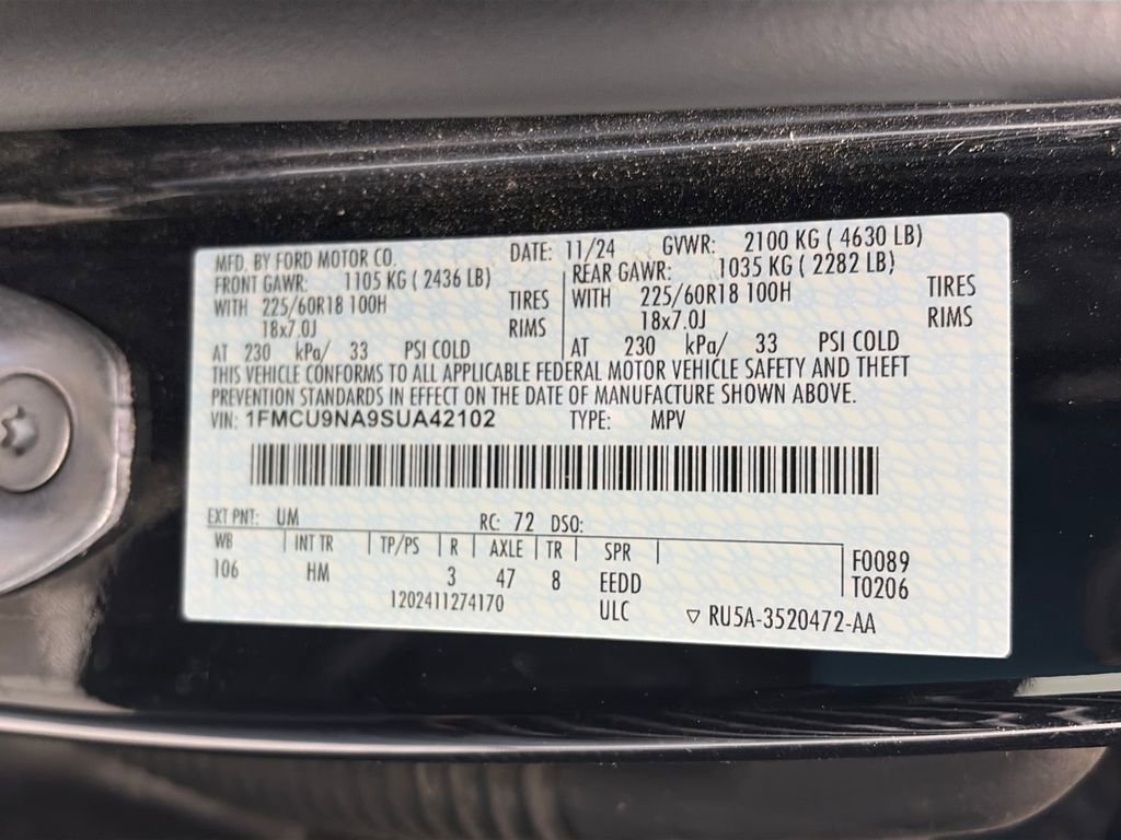 Certified 2025 Ford Escape ST-Line Select AWD/4WD image 9