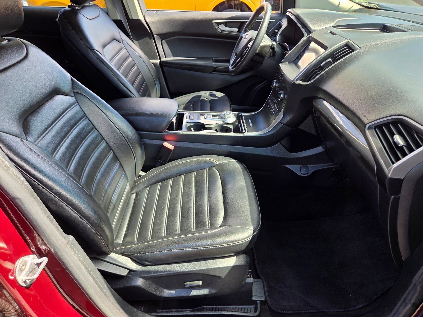 Certified 2020 Ford Edge SEL FWD image 15