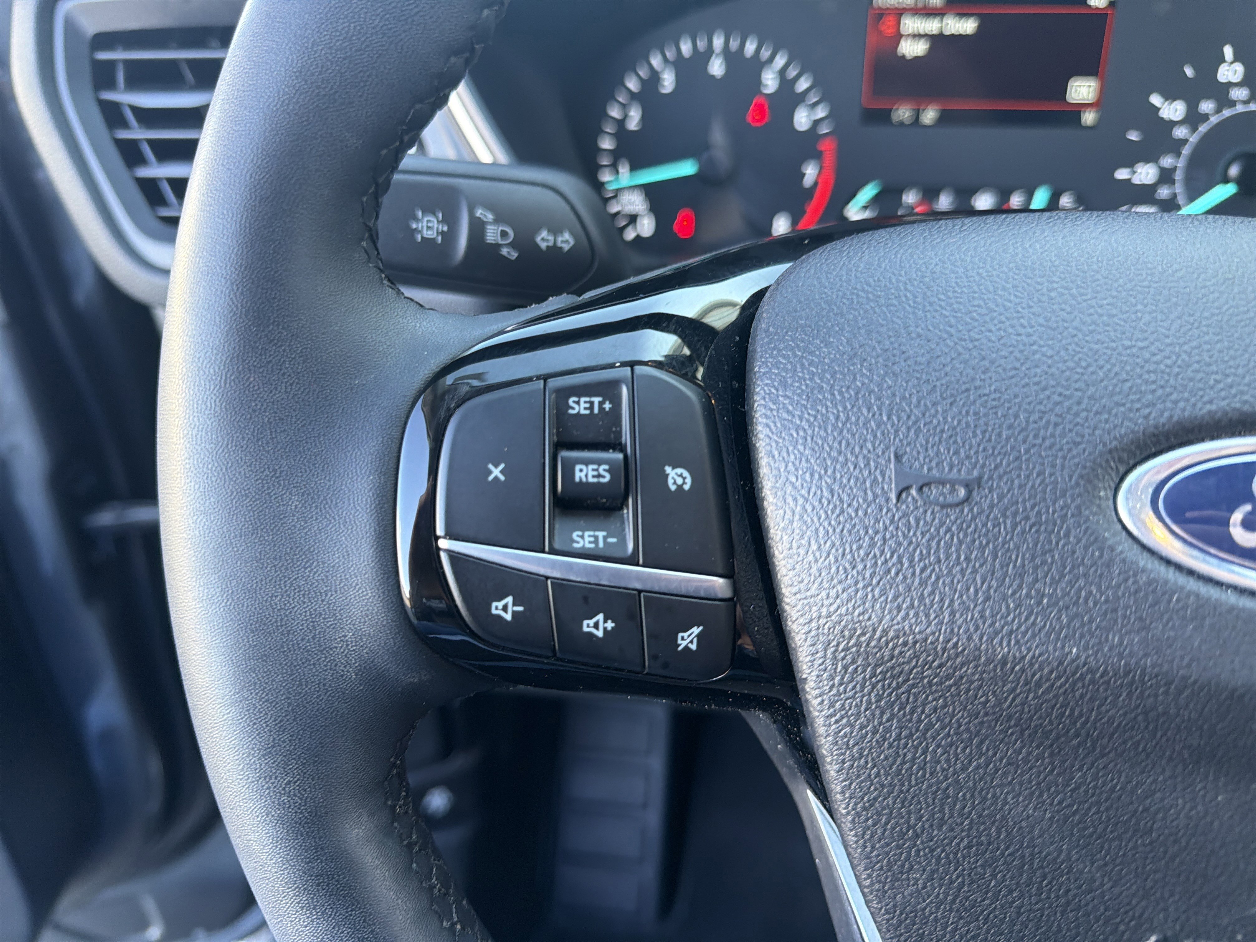 Certified 2022 Ford Escape SE w/ Convenience Package image 31