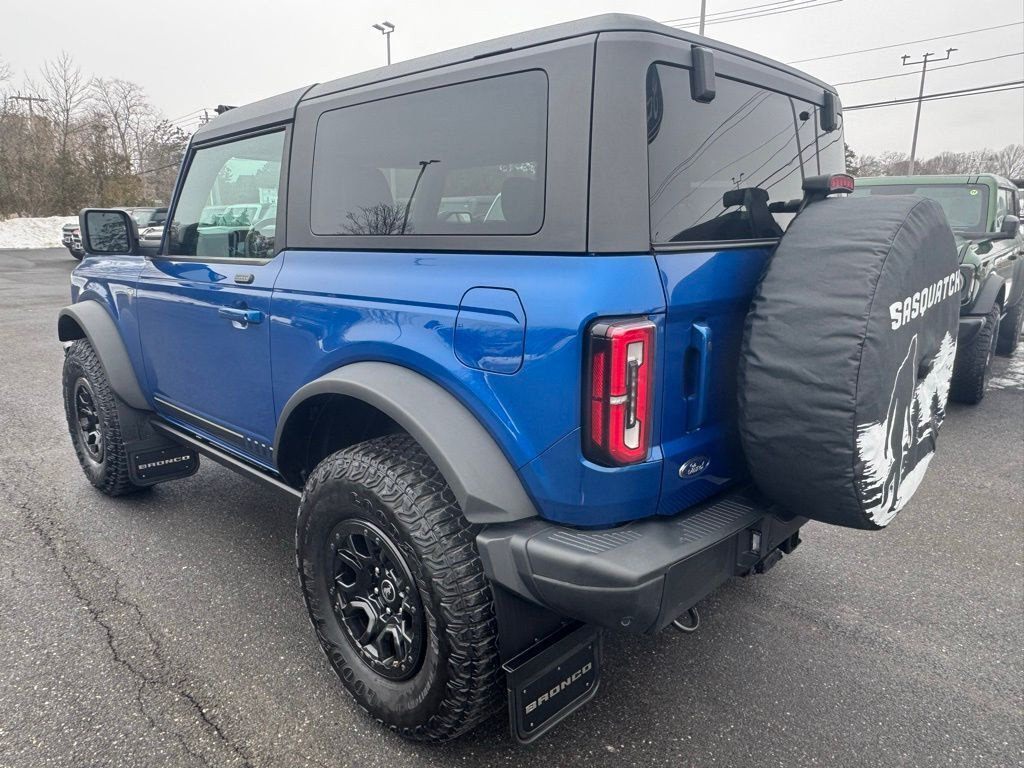Certified 2021 Ford Bronco First Edition AWD/4WD image 4