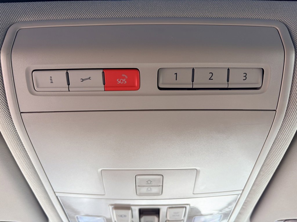 Used 2019 Volkswagen Atlas SEL image 18