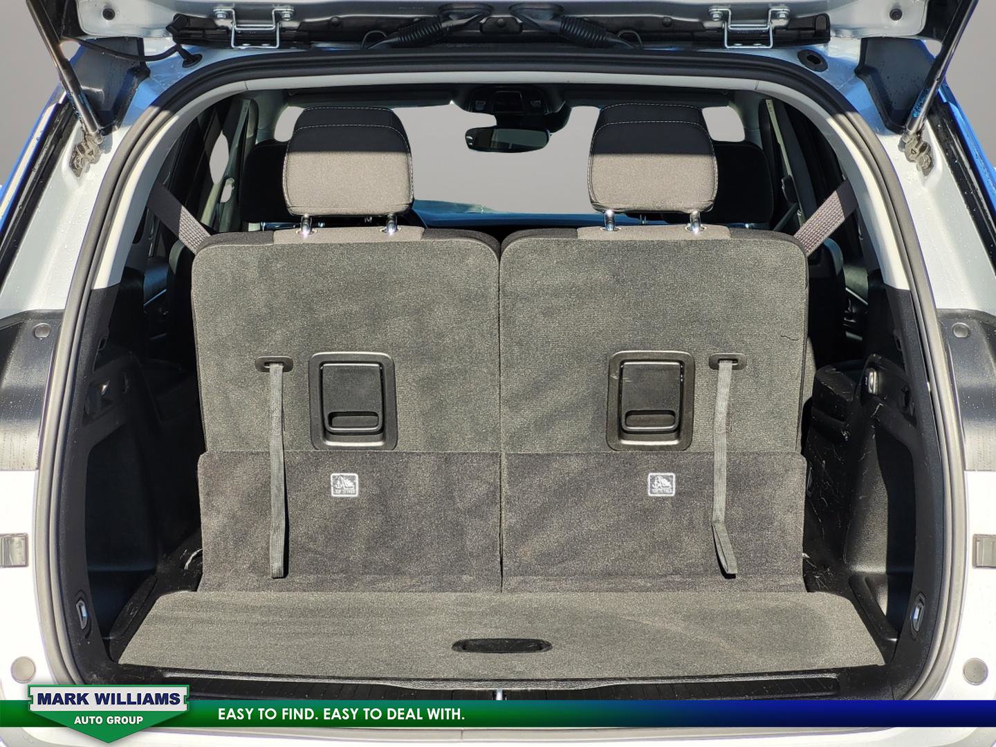 Used 2024 Jeep Grand Cherokee L Laredo image 29