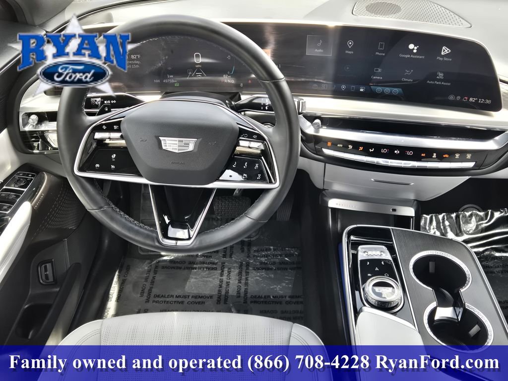Used 2024 Cadillac Lyriq Luxury image 19