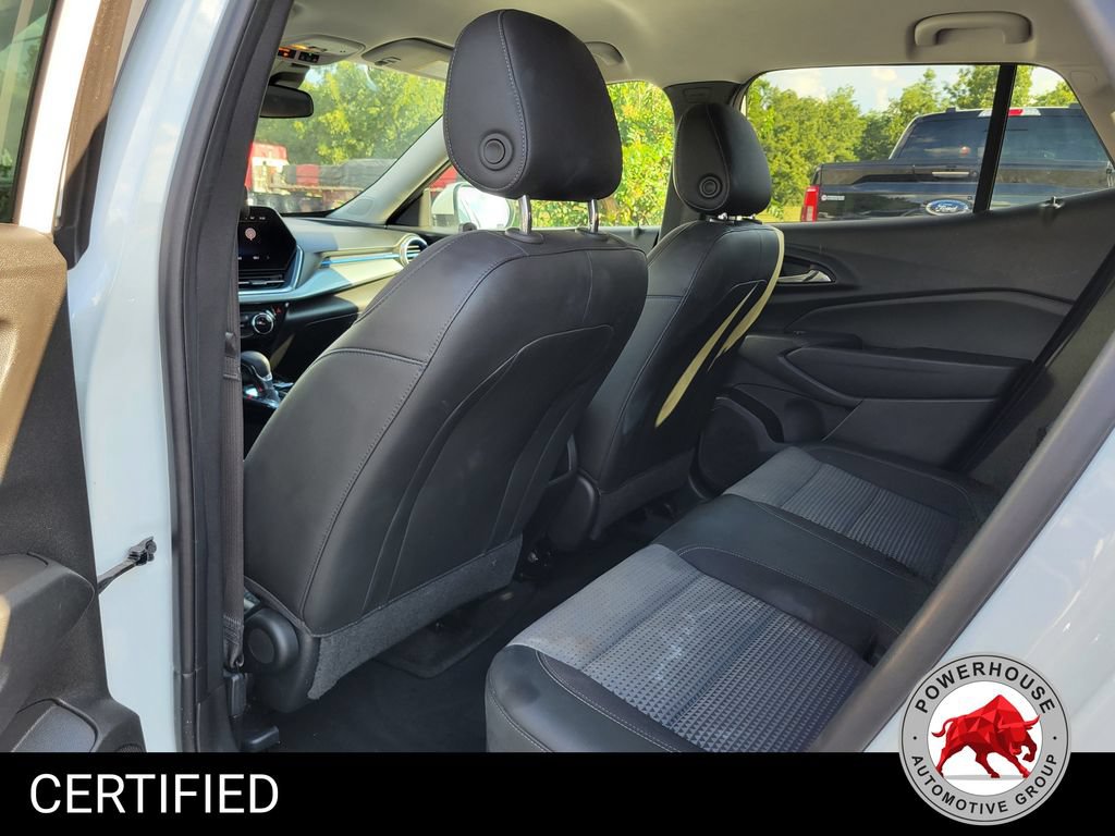 Used 2024 Chevrolet Trax LT FWD image 15