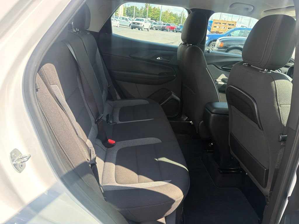 Used 2021 Chevrolet TrailBlazer LS FWD image 45