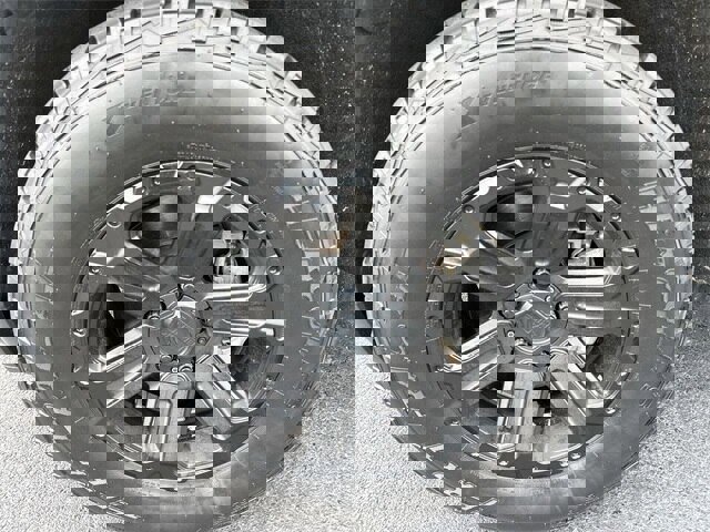 Used 2018 Jeep Grand Cherokee Laredo image 10