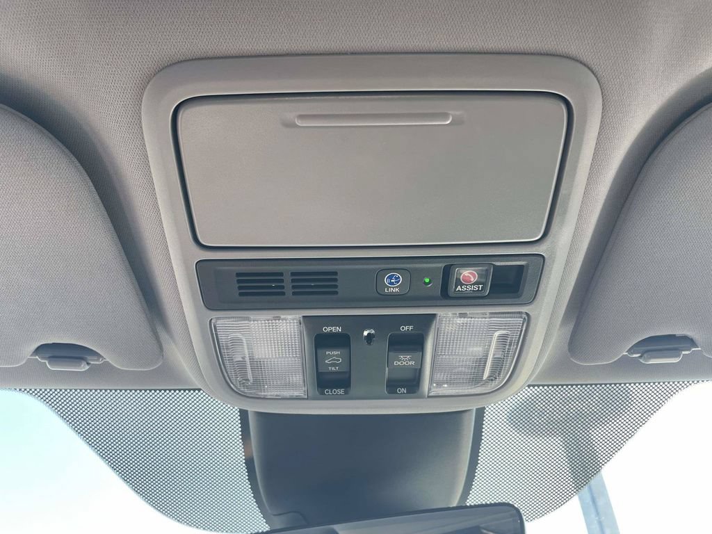 Used 2022 Honda Odyssey Touring image 29