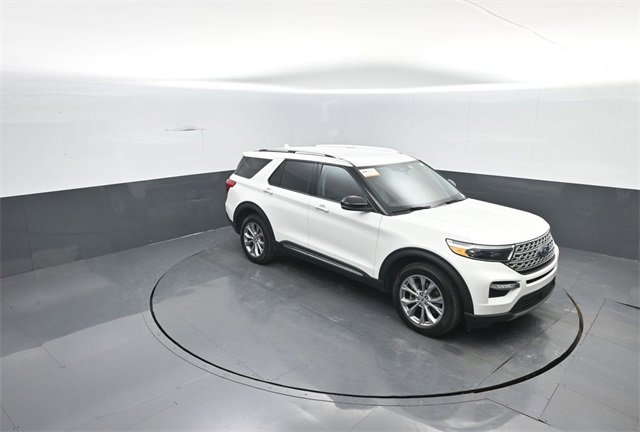 Certified 2023 Ford Explorer Limited w/ Equipment Group 301A image 24