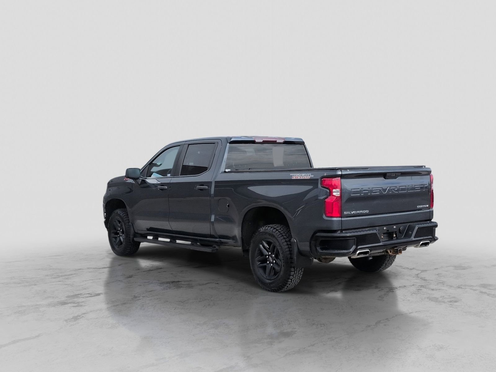 Used 2019 Chevrolet Silverado 1500 Custom Trail Boss AWD/4WD image 4