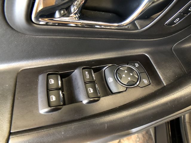 Certified 2018 Ford Taurus SEL w/ Equipment Group 201A AWD/4WD image 12
