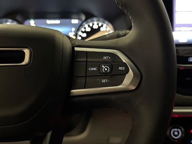 Used 2023 Jeep Compass Latitude w/ Convenience Group AWD/4WD image 21