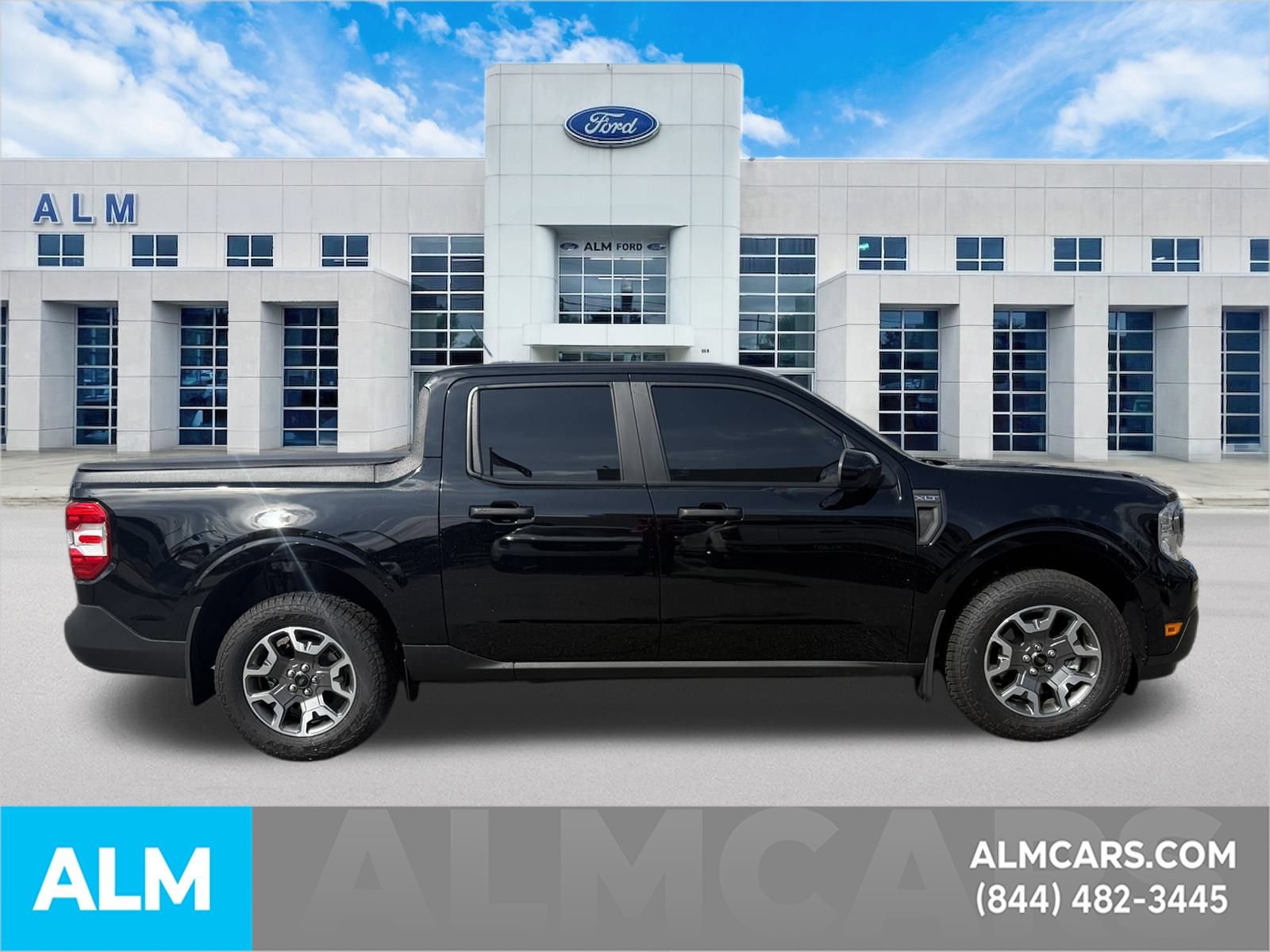 Certified 2024 Ford Maverick XLT w/ XLT Luxury Package image 6