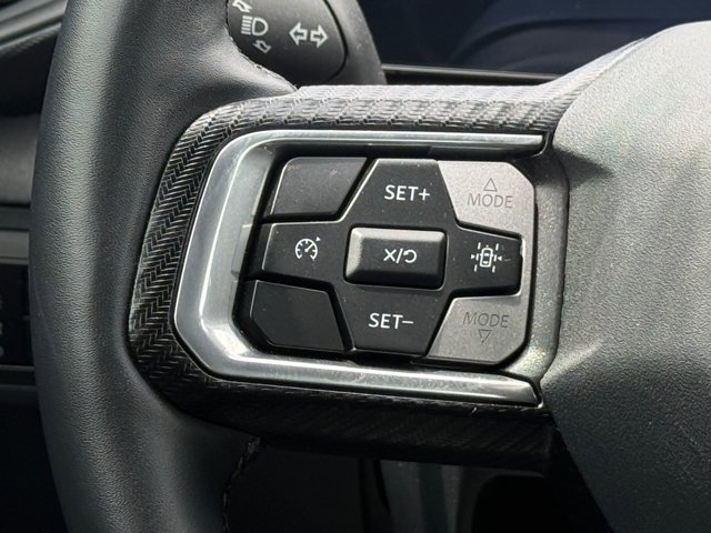 Certified 2025 Ford Mustang Coupe RWD image 11