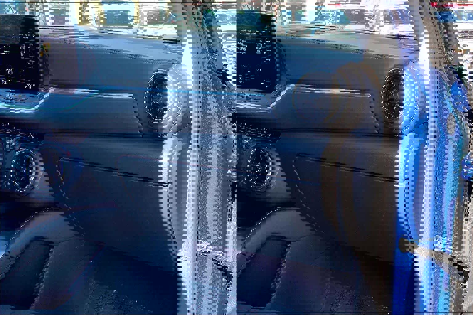 Used 2023 Chevrolet Blazer LT w/ Convenience Package image 18