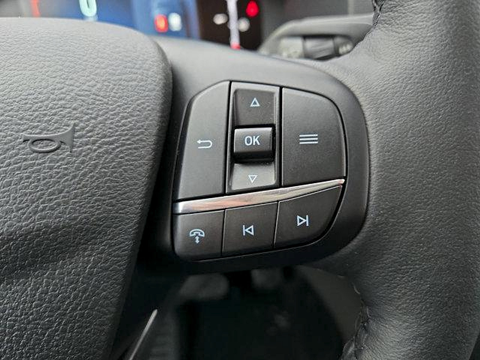 Certified 2026 Ford Transit 350 Low Roof AWD w/ Exterior Upgrade Package image 15