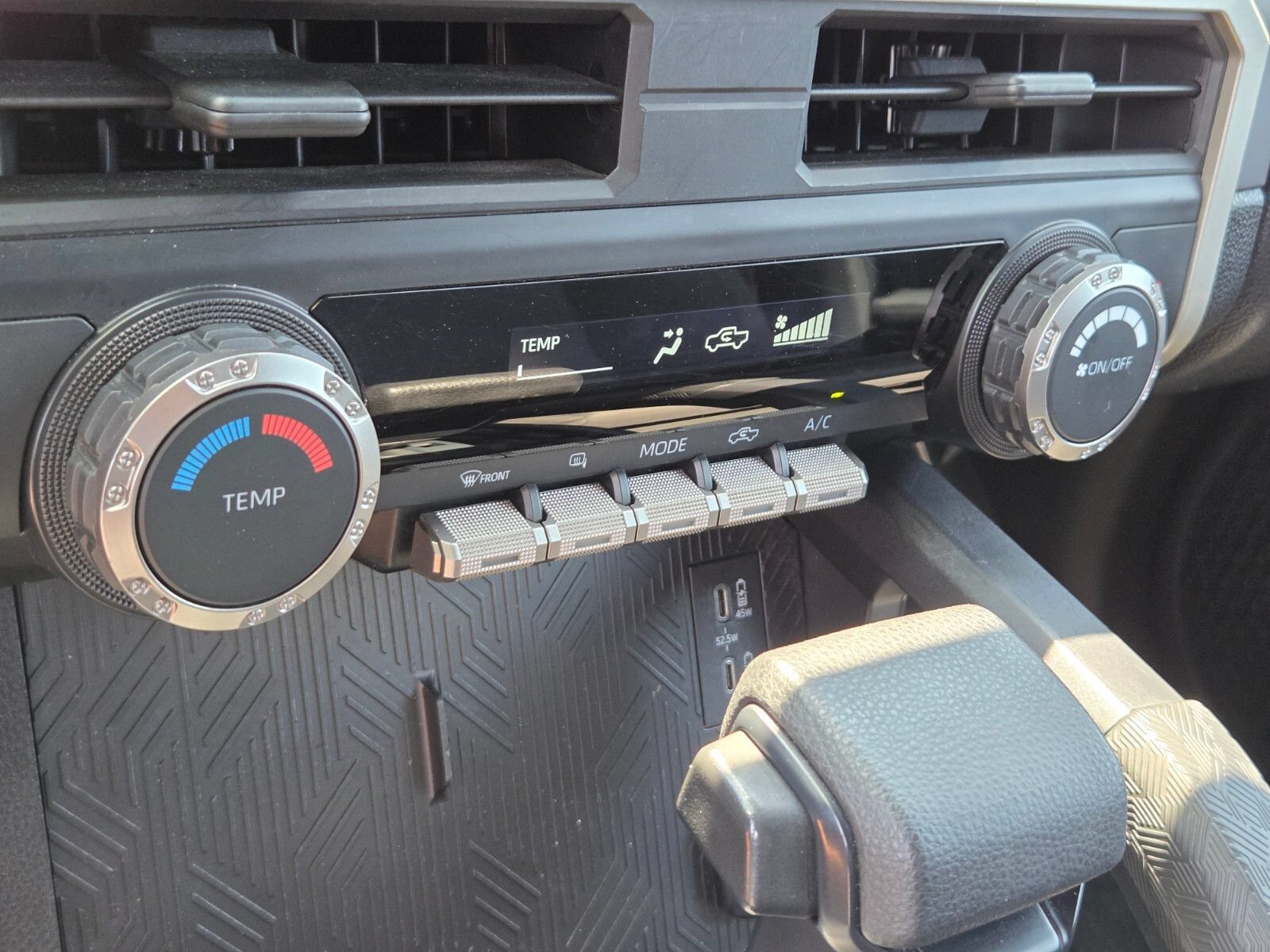Used 2024 Toyota Tacoma SR5 RWD image 22
