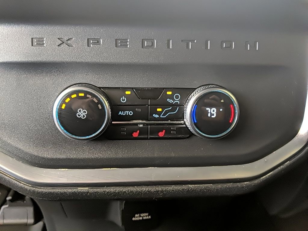 Certified 2025 Ford Expedition Max Platinum image 17