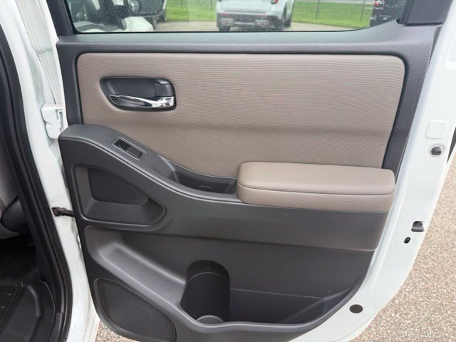 Used 2022 Nissan Frontier SV AWD/4WD image 31