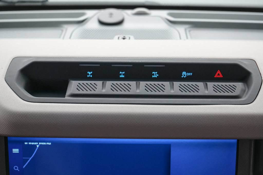 Certified 2024 Ford Bronco Wildtrak AWD/4WD image 19