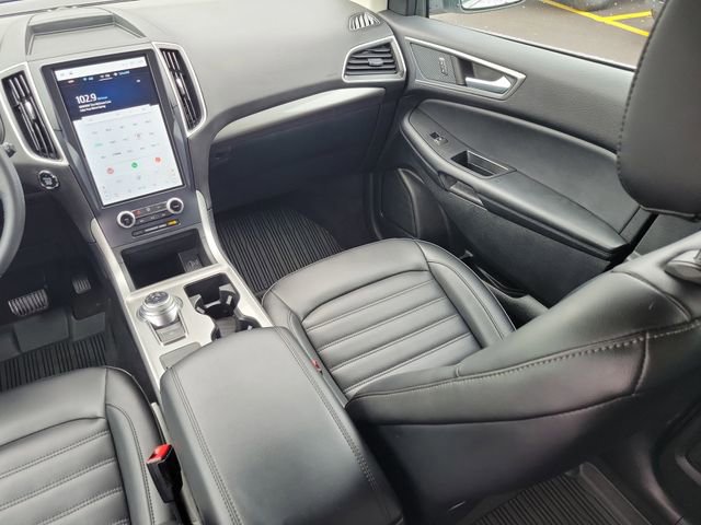 Certified 2024 Ford Edge SEL w/ Convenience Package AWD/4WD image 32