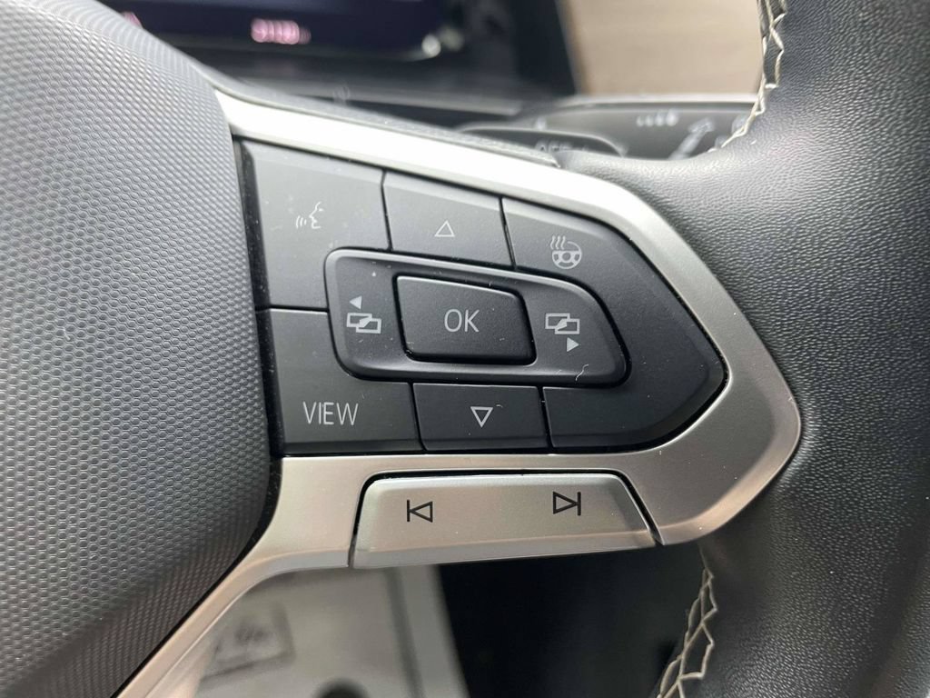 Used 2024 Volkswagen Atlas SE FWD image 24