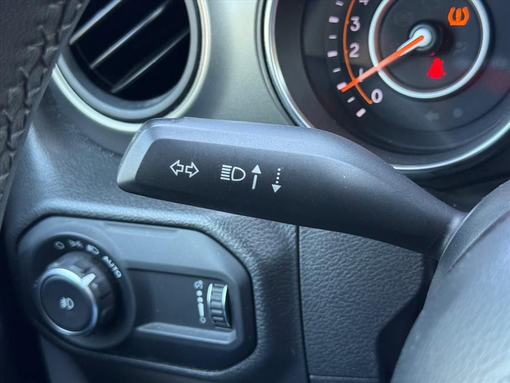 Used 2023 Jeep Wrangler Unlimited Sport AWD/4WD image 21
