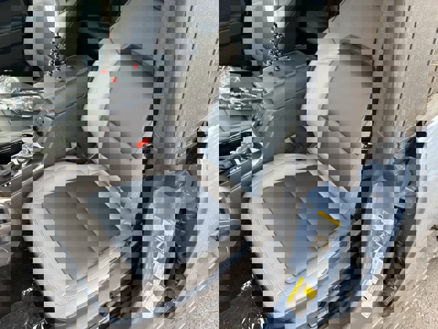 Certified 2024 Ford Bronco Outer Banks w/ Sasquatch Package image 13