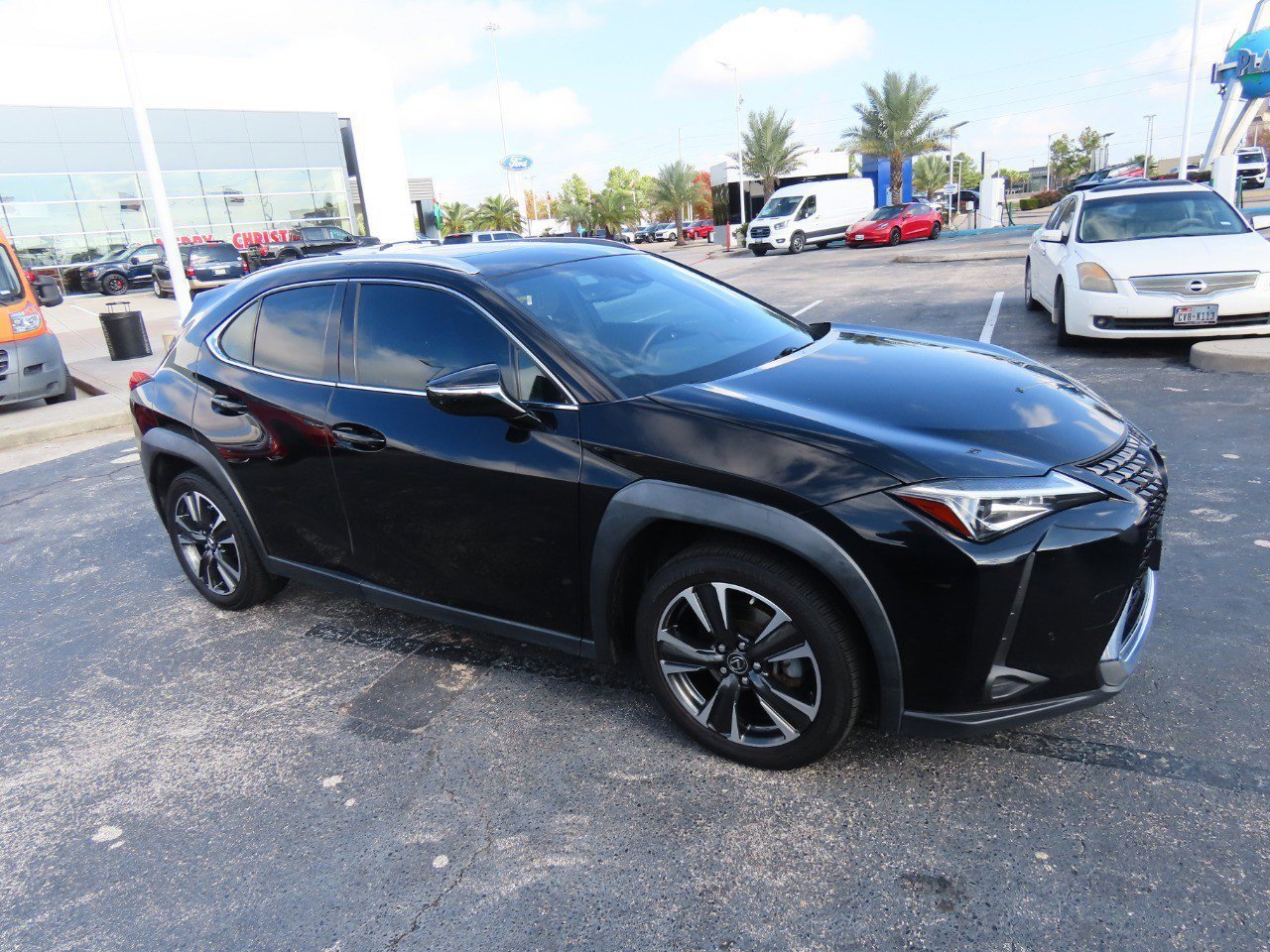 Used 2019 Lexus UX 200 image 8