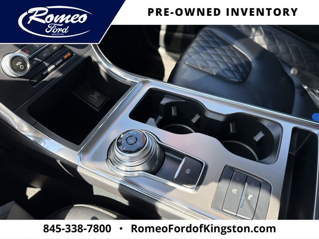 Certified 2024 Ford Edge Titanium AWD/4WD image 21