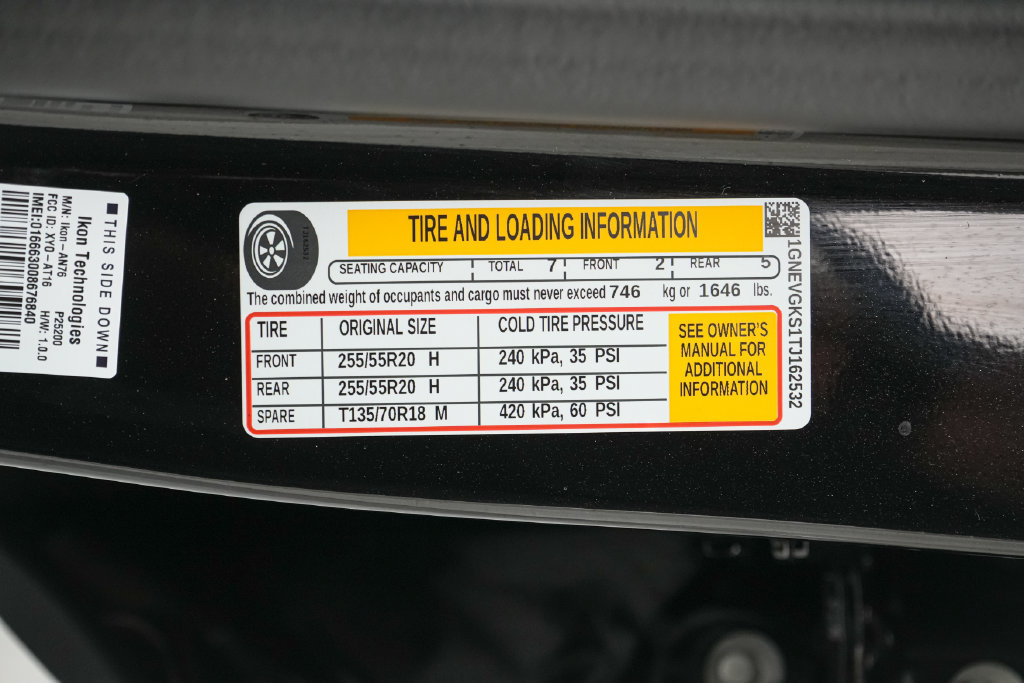 Used 2026 Chevrolet Traverse LT w/ Midnight/Sport Edition AWD/4WD image 28