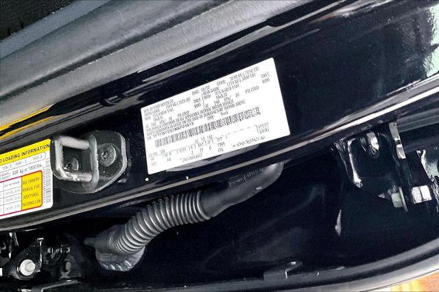 Certified 2022 Ford F150 Lariat w/ Equipment Group 502A High image 36