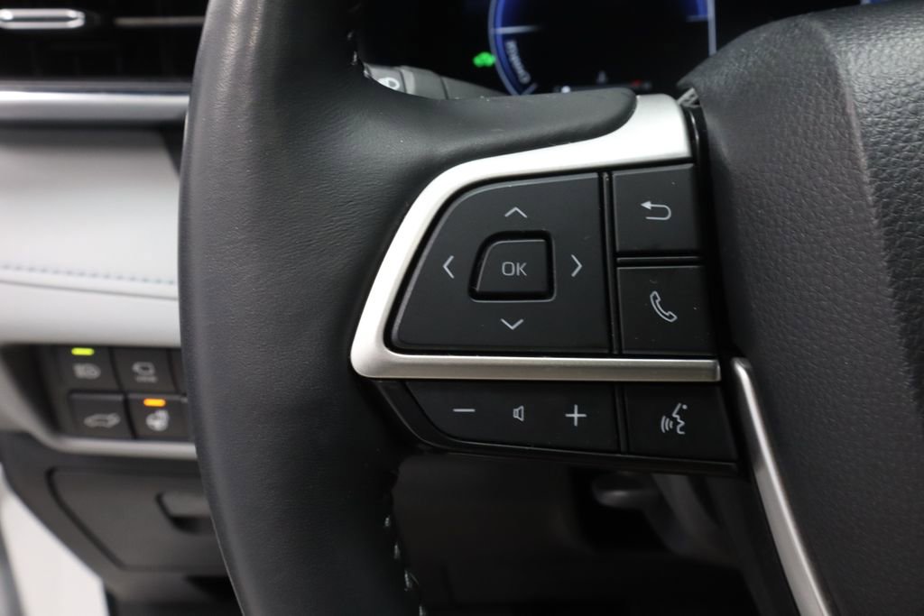 Used 2023 Toyota Highlander Limited image 26