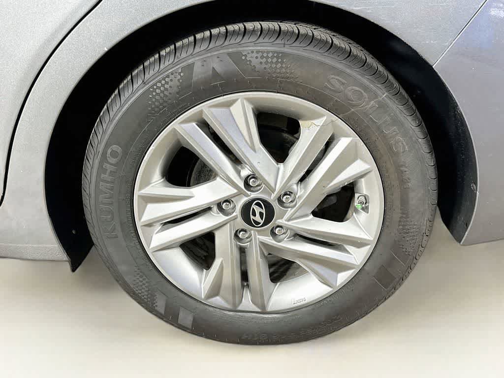 Used 2019 Hyundai Elantra Value Edition FWD image 8