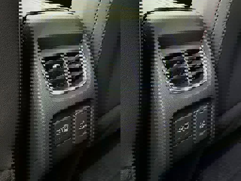 Used 2023 Chevrolet Blazer RS w/ Driver Confidence II Package image 13