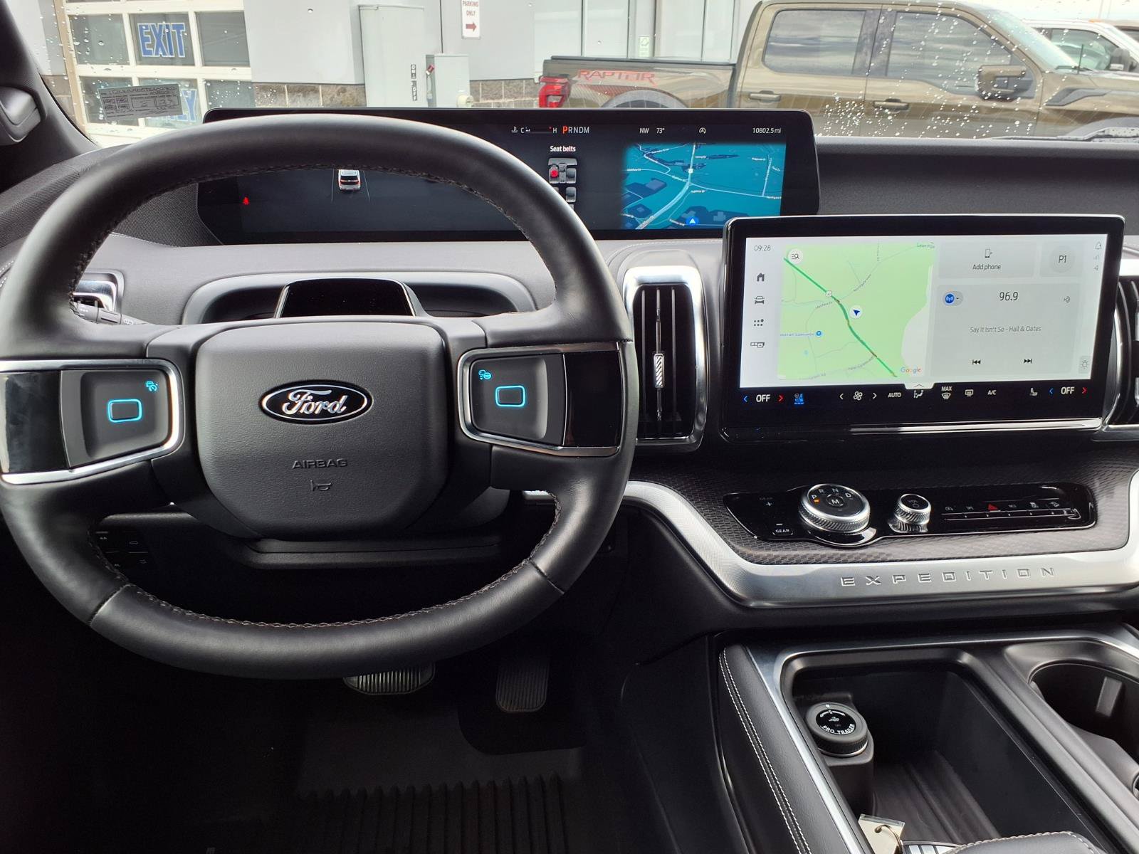 Certified 2026 Ford Expedition Platinum w/ Stealth Performance Package AWD/4WD image 16