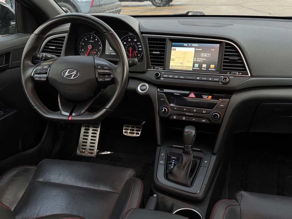 Used 2018 Hyundai Elantra Sport w/ Sport Premium Package 03 FWD image 17