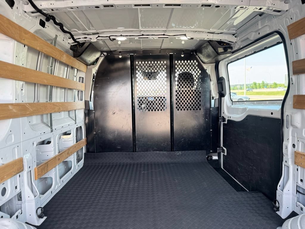 Certified 2023 Ford Transit 250 Low Roof AWD w/ Exterior Upgrade Package image 43