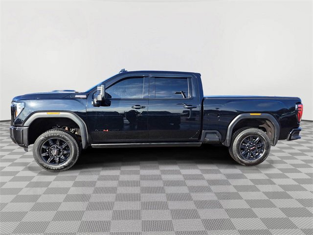 Used 2024 GMC Sierra 2500 AT4 w/ AT4 Premium Plus Package image 2