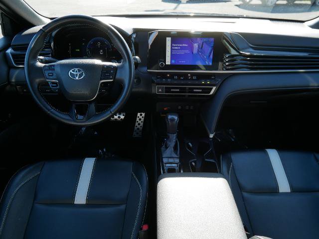 Used 2025 Toyota Camry SE FWD image 15