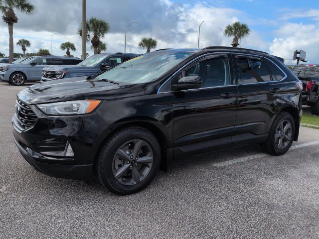 Certified 2022 Ford Edge SEL w/ Sport Appearance Package AWD/4WD image 8