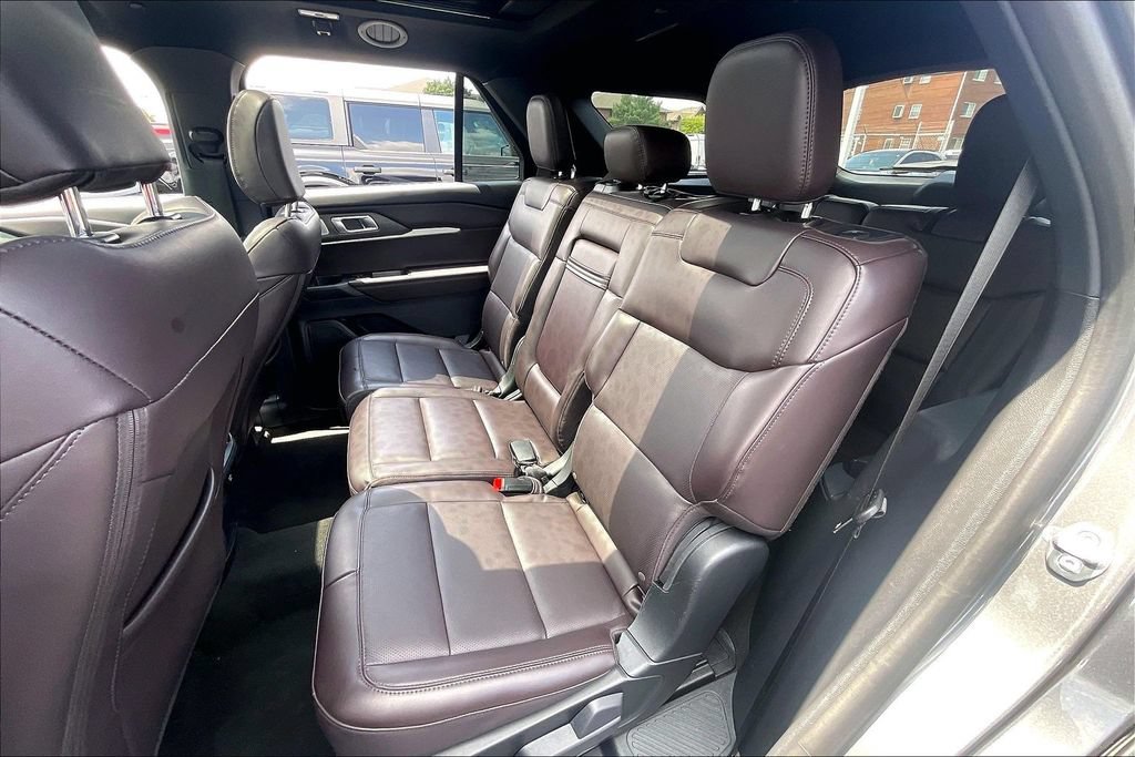 Certified 2026 Ford Explorer Platinum AWD/4WD image 25