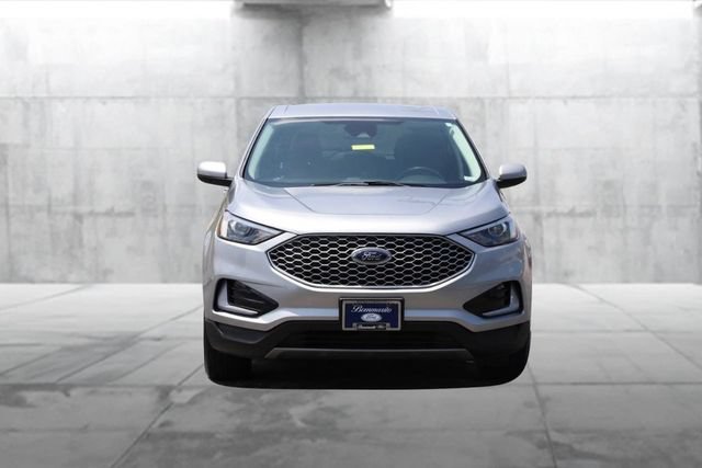 Certified 2024 Ford Edge SEL AWD/4WD image 4