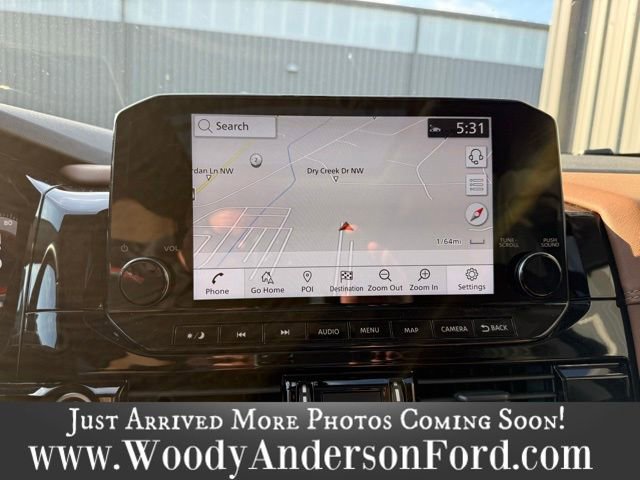 Used 2023 Nissan Pathfinder Platinum AWD/4WD image 8